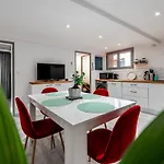 Darja Apartment