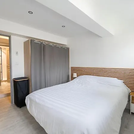 Darja Apartment *