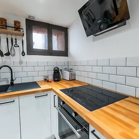 Darja Apartment *